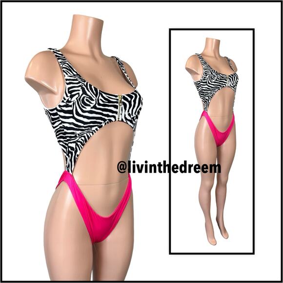 Beach Bunny Kelly Monokini One Piece Zebra Stripe and Barbie Pink SZ L $170 - Picture 14 of 17